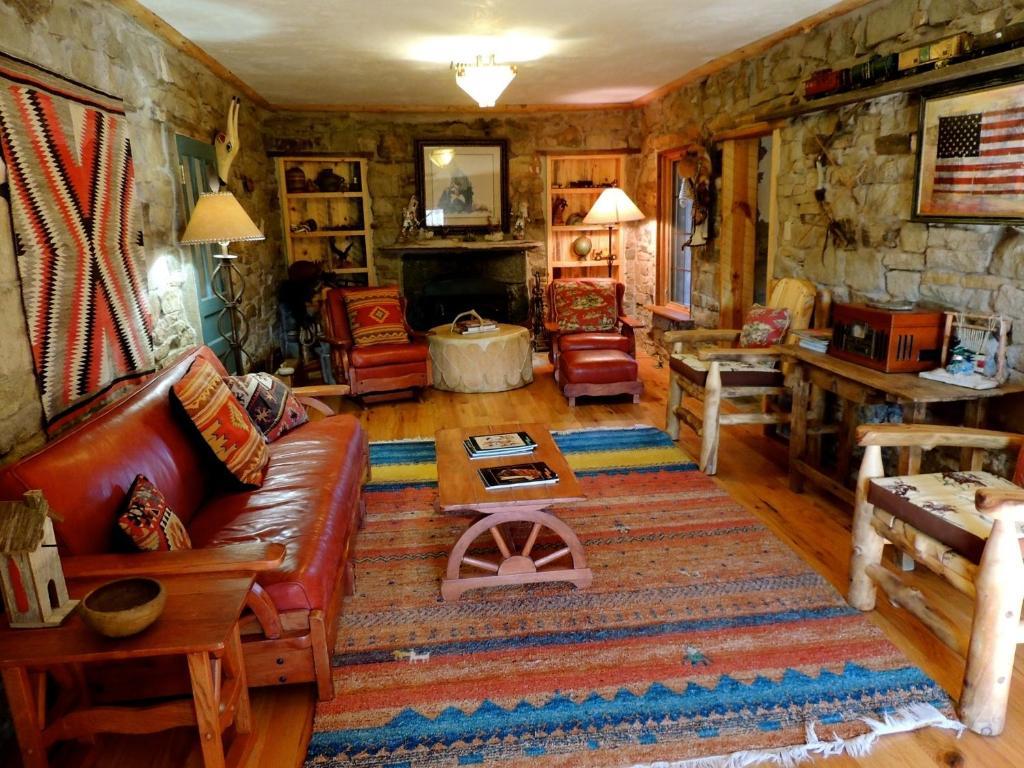 Canyon Of The Ancients Guest Ranch Кортес Экстерьер фото